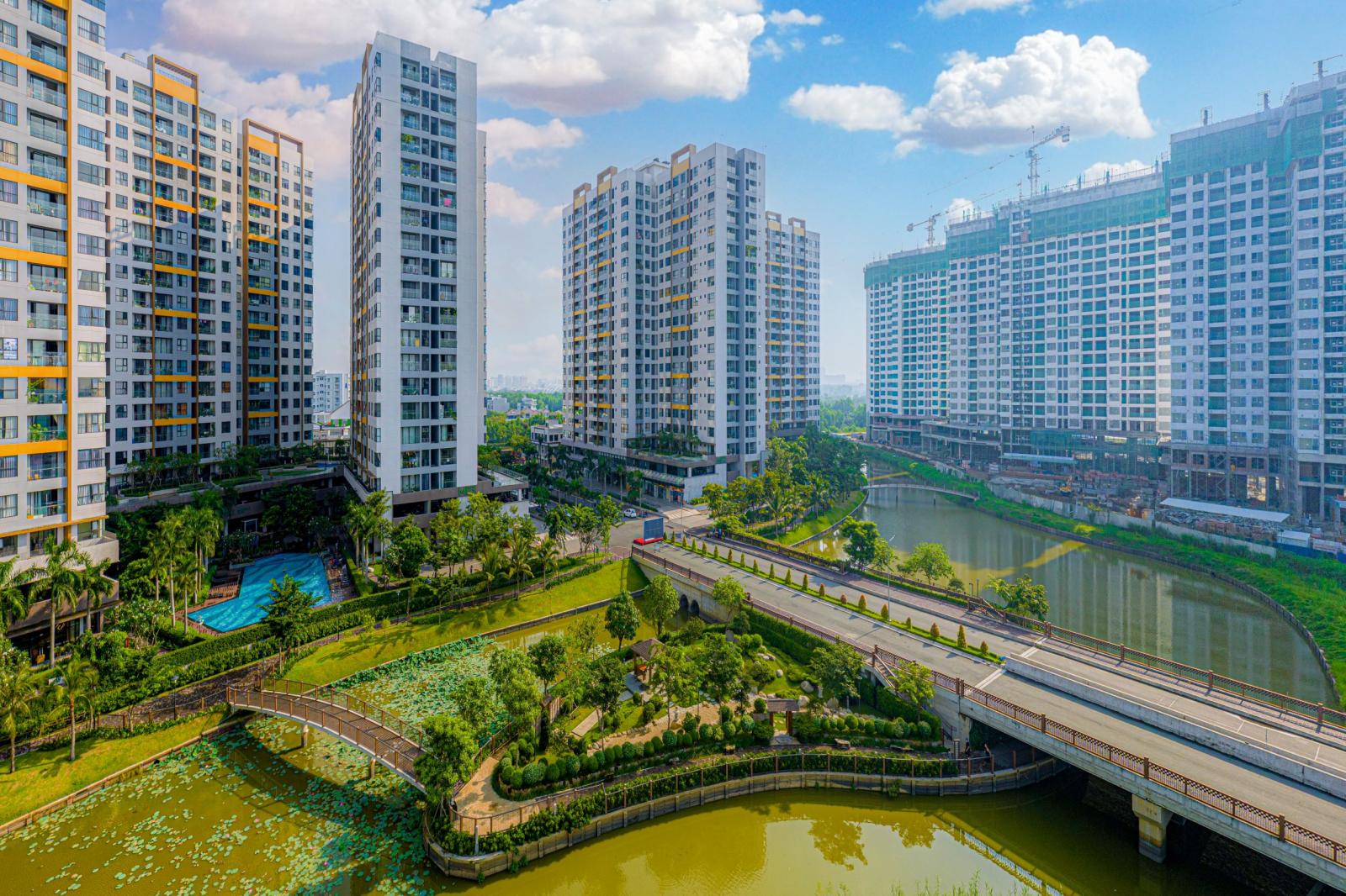 Thị trường bất động sản tại Việt Nam - Phân khúc căn hộ tầm trung chiếm ưu thế